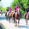 127 Pferdefreunde nahmen am Fuchstaler Wanderritt teil. Foto: Andreas Hoehne