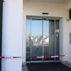 In einer ehemaligen Bankfiliale in Ettenbeuren haben Unbekannte im vergangenen Sommer einen Geldautomaten gesprengt. Jetzt ist die Gefahr wieder akut.