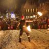 Vom Untermüllerplatz bis zur Herrenstraße schaffen Licht, Musik und Feuershow und Einkaufsstimmung.