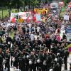 Schon beim G7-Gipfel im Jahr 2015 auf Schloss Elmau kam es zu Demonstrationen. Hier allerdings in Garmisch-Partenkirchen. Vorab sind in diesem Jahr nun Proteste in München geplant. (Archivbild)