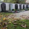 Der Vertrag über die Bestattungsdienstleistungen am Friedhof Wertingen und einigen anderen Friedhöfen des Zusamtals wurde kurzfristig aufgelöst. Das Bestattungsunternehmen Friede übernimmt interimsmäßig. Die Firma Bönsel schließt komplett.