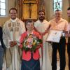 Martha Hafner (Mitte) ist seit 40 Jahren die Mesnerin in der Münsterer Filialkirche St. Benedikt und Vitus. 