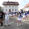 Mehrere Tausend Besucherinnen und Besucher säumten die Straßen, um mit dem Kötzer Narren Club Fasching zu feiern.