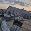 Auf diesem von der Pressestelle der Regionalverwaltung Odessa zur Verfügung gestellten Foto ist in den frühen Morgenstunden in einem Donauhafen in der Nähe von Odessa ein Getreidespeicher zu sehen, der bei einem nächtlichen Drohnenangriff zerstört wurde. 