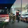 Weil offenbar ein Betrunkener einen Brandmelder in der "Donaumeile" in Donauwörth aktiviert hat, rückte die Feuerwehr an.