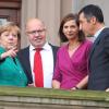 Bundeskanzlerin Angela Merkel im Gespräch mit Katrin Göring-Eckardt, Fraktionsvorsitzende der Grünen im Bundestag und mit Grünen-Chef Cem Özdemir. Neben Merkel Peter Altmaier, Chef des Bundeskanzleramts.