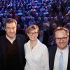 Unterhielten sich am Dienstagabend vor mehr als 330 Besuchern im Dietrich-Theater in Neu-Ulm (von links): Ministerpräsident Markus Söder, OB-Kandidatin Katrin Albsteiger und Landrat Thorsten Freudenberger (alle CSU).  	
