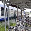 Fahrräder und Bahn – ist das die Zukunft? Dafür aber gibt es in Bobingen noch zu wenig Stellplätze am Bahnhof.