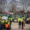 Schon früh machten sich Landwirte aus dem Landkreis auf den Weg nach Nördlingen zum Protest. Der Verkehr staute sich auf der B25 und in der Innenstadt. Über 1000 Traktoren waren auf der Kaiserwiese.