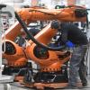 Roboterfertigung in Augsburg: Die Kuka-Produkte werden meist orange gestrichen.  	 	