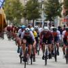 Die Mindelheimer Innenstadt war am Sonntag Schauplatz rasanter Radrennen. Unser Bild zeigt das Hauptrennen der Elite-Amateure, das zugleich der Abschluss der Allgäuer Rennserie um den Heiss-Cup war. 