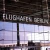 Klimaaktivisten legten am Donnerstag den Betrieb am Flughafen Berlin-Brandenburg für einige Stunden lahm. Die Kritik an ihren Aktionen wächst.
