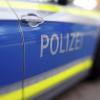 Die Polizei sucht nach einer Unfallflucht zwischen Hagenheim und Lengenfeld Zeugen.