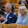 Der britische Thronfolger Prinz Charles (l) und seine Frau Herzogin Camilla bei einer Probe im Musikverein der Wiener Philharmoniker.