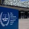 Angesichts der Kriegsverbrechen im Ukraine-Krieg fordern viele, dass Russlands Präsident Wladimir Putin sich vor dem Internationalen Strafgerichtshof in Den Haag verantworten muss.