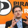 Der Piraten-Bundesvorsitzende Sebastian Nerz stellt sich zur Wiederwahl. Foto: Maurizio Gambarini/Archiv dpa
