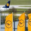 Nach den Herbstferien in Bayern haben die Lufthansa-Flugbegleiter am Montag mit ihrem Streik im Freistaat begonnen.