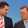 Unwahrscheinliche Partner: Mike Mohring (links), CDU-Spitzenkandidat, steht neben Ministerpräsident Bodo Ramelow (Die Linke). 