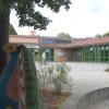 Die ABU-Gemeinderätinnen beantragten Bürgersprechstunden in einer Räumlichkeit in der Grundschule Ustersbach (Bild.) Die scheiterten jedoch an der Mehrheit im Gremium.