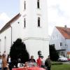 Zahlreiche Liebhaber älterer Automobile kamen am Sonntag, den 5. September 2009, nach Pöttmes zum Oldtimertreffen.