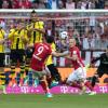 Bayern-Stürmer Robert Lewandowski traf beim 4:1 gegen Dortmund in der Bundesliga zwei Mal.