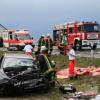 Eine Autofahrerin wurde bei einem Unfall auf der Nördlinger Nordumgehung schwer verletzt. Sie war mit einem Lkw zusammengestoßen. Die Unfallursache ist noch nicht geklärt.  