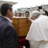 Papst Franziskus verabschiedete sich von seinem Vorgänger, dem verstorbenen emeritierten Papstes Benedikt XVI. 