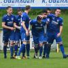 Gut gemacht: Die Bezirksliga-Fußballer des FC Günzburg beglückwünschen Yannick Komm zum Tor des Tages im Spitzenspiel gegen den TSV Aindling. 