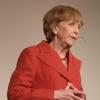 Merkel-Double Marianne Schätzle brachte in Wertingen das Publikum zum Lachen. 