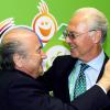 Franz Beckenbauer und Sepp Blatter bei der Eröffnungsfeier für die WM 2006 in Deutschland.