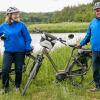 Angelika und Karl Heinz Lux sind ein eingespieltes Team und lieben Radtouren mit ihren E-Bikes durch die Heimat. Das Anhauser Tal liegt direkt vor ihrer Haustüre.