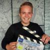 Mehr als 150 Drehtage verbrachte der junge Bad Wörishofer Florian Faab im Jahr 2021 an Film- und Fernsehsets. Neben dem Serienklassiker „Soko Stuttgart“ für das ZDF drehte Florian vier Tatorte für die ARD ab. Zwei davon übernahm er in der Gesamtverantwortung am Filmset als Aufnahmeleiter.