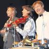 Nur vier von neun Veranstaltungen beim „Brett im Schtoi“ (von links im Uhrzeigersinn): das Münchner Sommertheater mit „Der Geizige“, das Pfälzer Chawwerusch Theater mit „Mach mir den Elvis“, die oberschwäbische Kabarett-Gruppe Volksdampf und das Jodelchörli Lütisburg. 