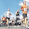 Beim Einstein-Marathon geht es von Ulm nach Neu-Ulm und von dort wieder zurück in die Münsterstadt. Weit über 14000 Läufer haben insgesamt für das Event gemeldet, dazu werden rund 20000 Zuschauer erwartet. 