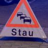 Ein betrunkener Autofahrer hat nach Angaben der Autobahnpolizei (Symbolfoto) auf der A8 bei Günzburg zwei Unfälle verursacht.
