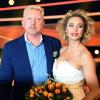 Tennislegende Boris Becker  und seine Frau Lilly (inzwischen blond) posieren nach der Aufzeichnung der ARD-Fernsehshow "Paarduell XXL". 