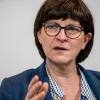 „Ich fand es ungewöhnlich heftig in den ersten Tagen und Wochen“: Saskia Esken hatte keinen einfachen Start als SPD-Vorsitzende. 