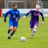 Waren im Stadtderby beim VfR Neuburg II (rechts Tom Kaufhold) den berühmten Schritt schneller: Hassan Butt (links) und seine Teamkollegen vom BSV Neuburg. Foto: Daniel Worsch