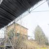 Der Behelfssteg über die Bahn in Witzighausen: Zwar tut er seine Dienste für Radler und Fußgänger, doch so langsam wünschen sich die Bürger im Dorf doch wieder eine richtige, befahrbare Brücke.   