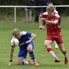 Die Reserve des VfL Kaufering (rot) gewann das Derby in Hurlach knapp mit 3:2. 	