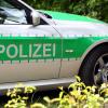 Bei einem Verkehrsunfall bei Manching im Landkreis Pfaffenhofen in Oberbayern sind zwei Menschen ums Leben gekommen. 