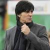 Sammer wirbt um Vertrauen für Löw