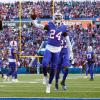 Die Spieler der Buffalo Bills feiern den Sieg gegen die Miami Dolphins.