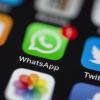 Ein Betrüger habe sich bei WhatsApp als Sohn einer 59-Jährigen aus Dinkelscherben ausgegeben, teilt die Polizei mit. 