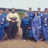 Das Team des Auto Cross Clubs Ries im Fahrerlager in Windsbach.  	