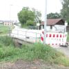 Die Brücke über den Affinger Bach verbindet den Gebenhofener Saumweg mit der Straße zum DJK-Sportheim und nach Aulzhausen. Sie ist einsturzgefährdet und deshalb gesperrt.