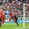 Augsburgs neuer Nummer-1-Torwart Fabian Giefer hielt am Ende den Sieg für den FCA fest. Es war eine Willensleistung, die das Team von Manuel Baum erzielte.