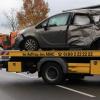 Das Auto der 55-Jährigen hat einen Totalschaden. Die Fahrerin und der Lastwagenfahrer blieben beim Unfall in Wertingen unverletzt. 