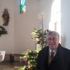 Gerhard Schöttl leistet seit 40 Jahren Orgeldienst in der St.-Josefs-Kirche in Wasserburg. Dafür bekam er jetzt eine besondere Ehrung – und viel Applaus von den Kirchgängern. 	