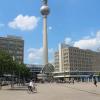 Am Alexanderplatz ist etwas mehr los. Aber kein Vergleich zu früheren Jahren. 